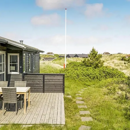 Three-bedroom In Дом отдыха