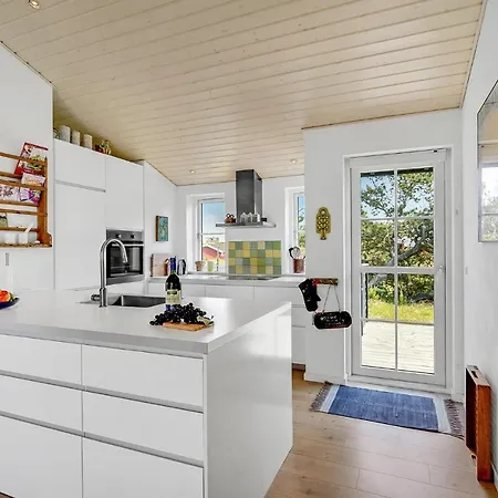 Дом отдыха Three-bedroom In