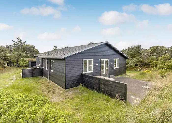 Three-bedroom In Σπίτι διακοπών *